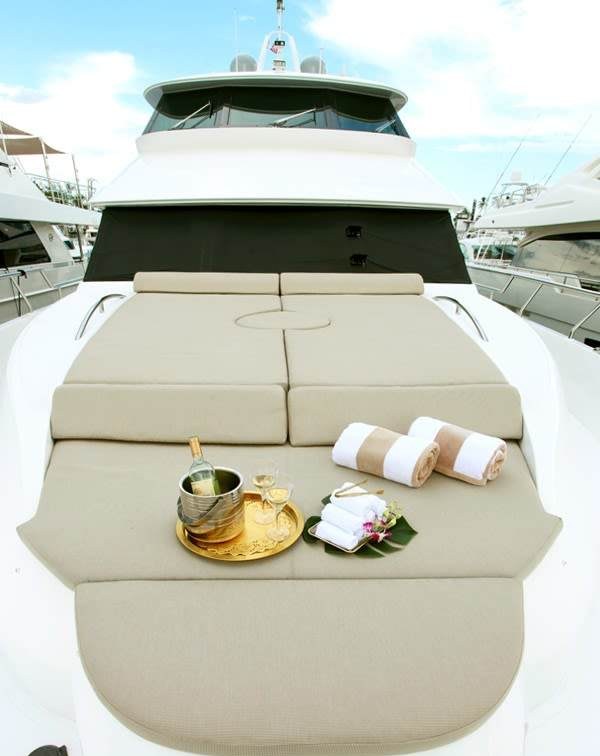 3WWW yacht charter 2