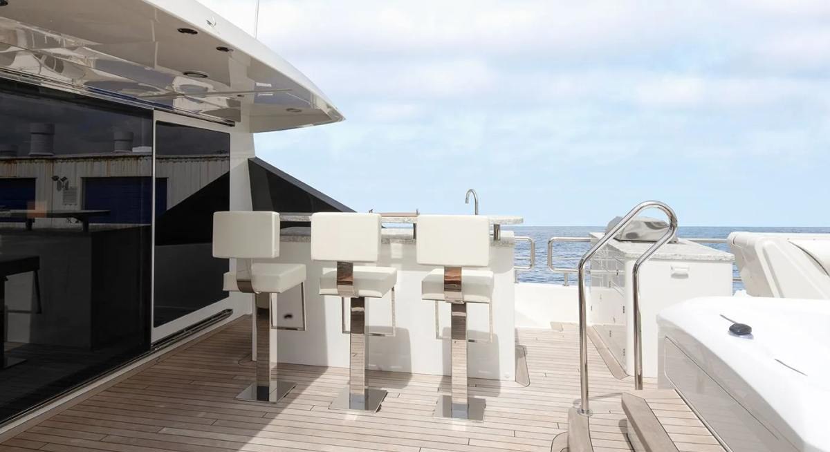 50 FIFTY yacht charter 3