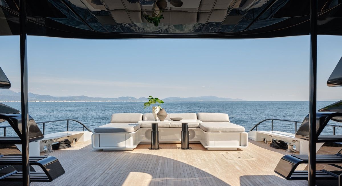 50 SHADES OF PLAY yacht charter 4