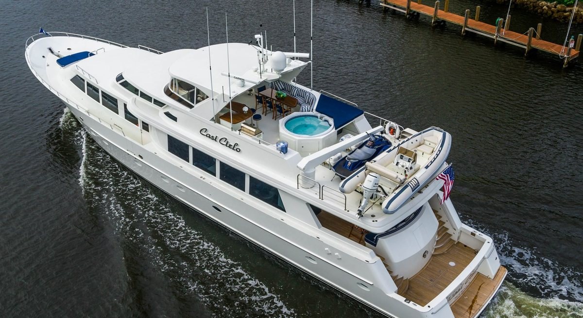 A' SALUTE yacht charter 5