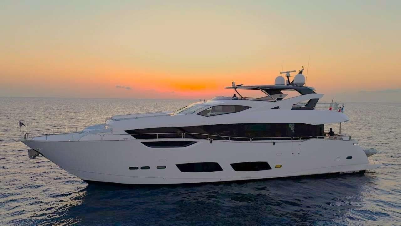 ACCIDENTAL SUCCESS II YACHT CHARTER yacht charter