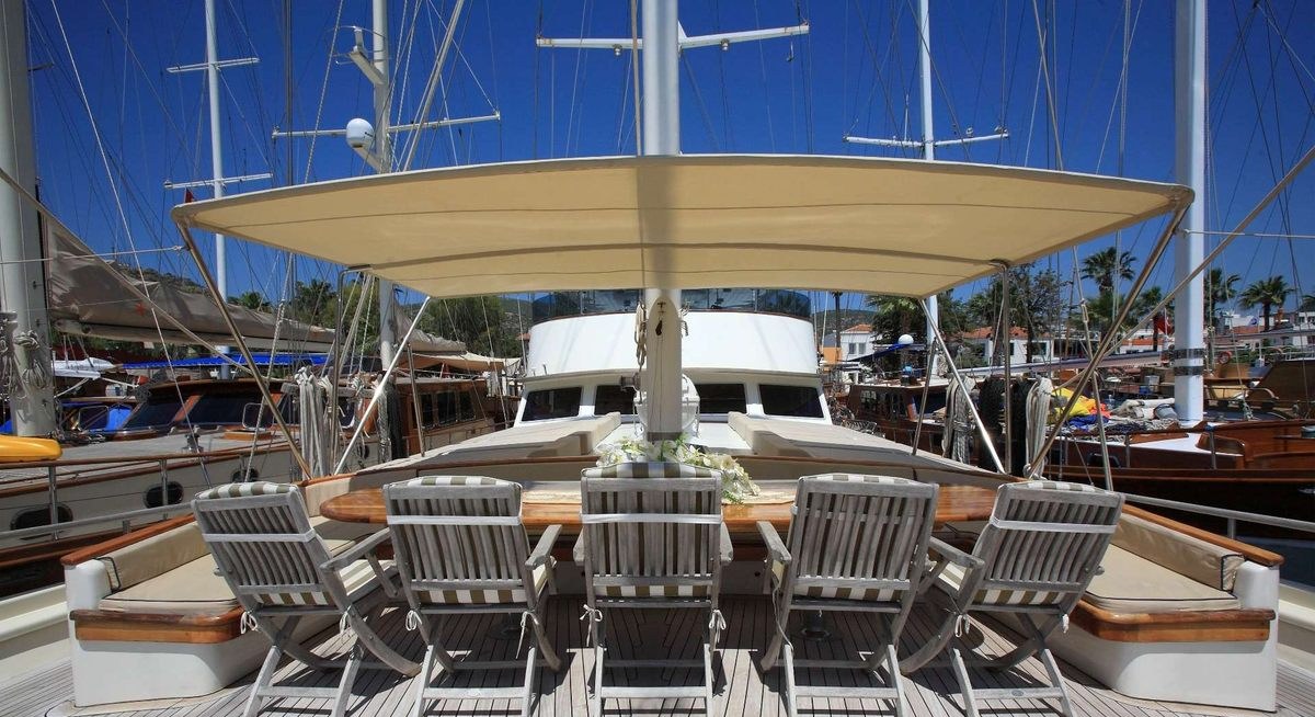 AEGEAN CLIPPER yacht charter 3