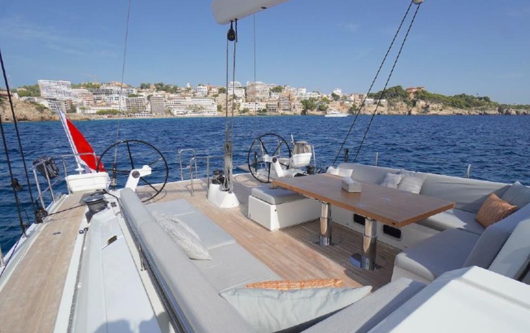 AENEA yacht charter 4