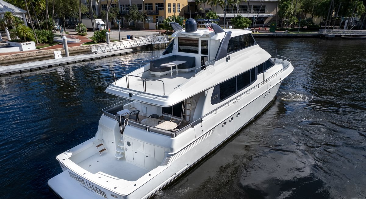 AFFORDED LEISURE yacht charter 5