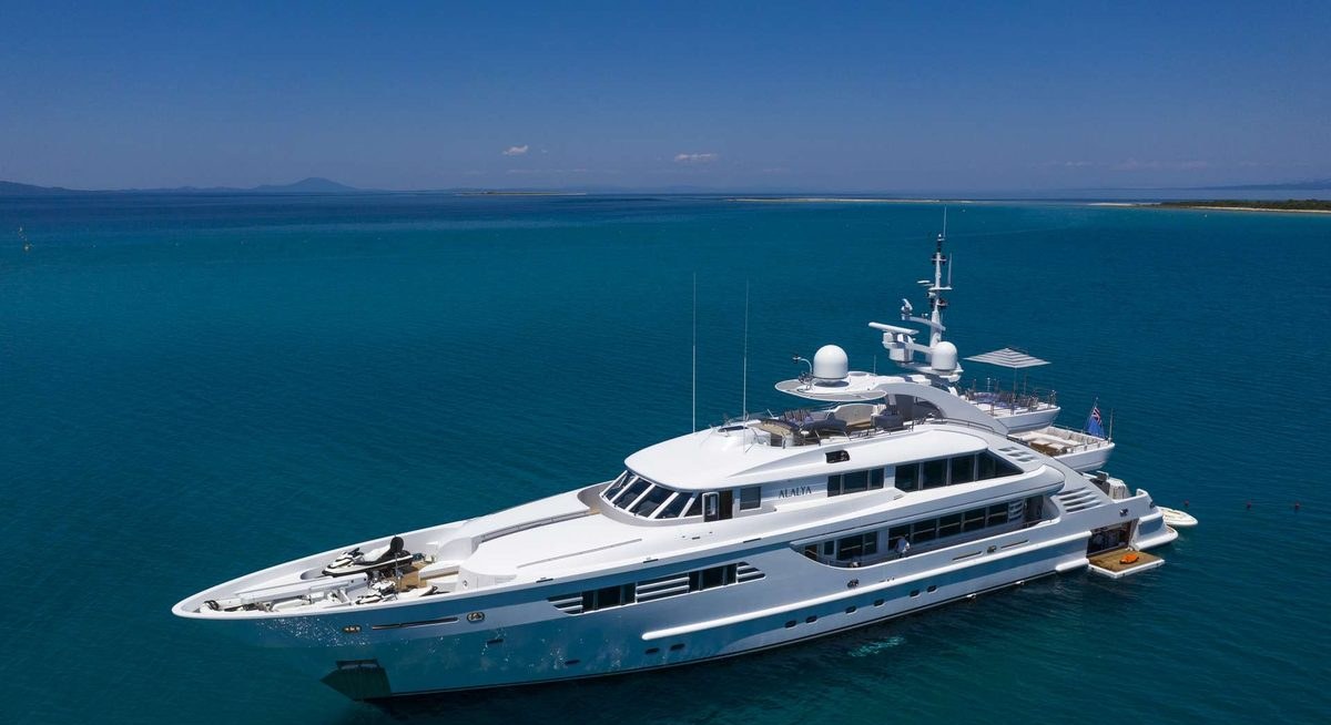 ALALYA yacht charter 1
