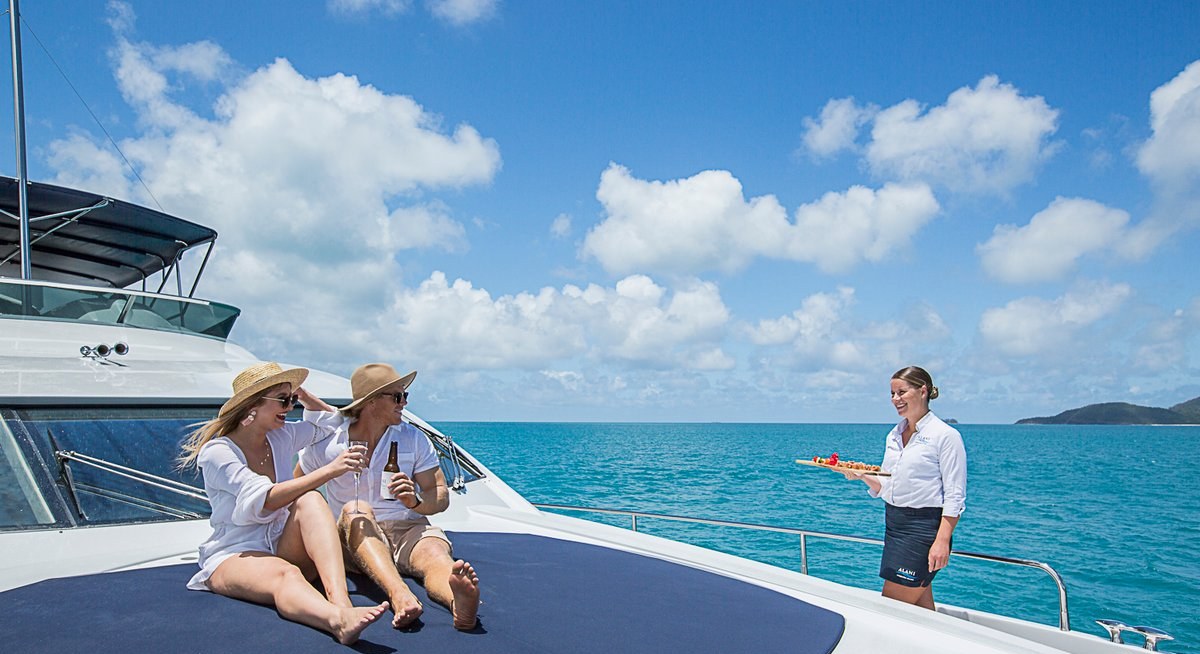 ALANI yacht charter 2