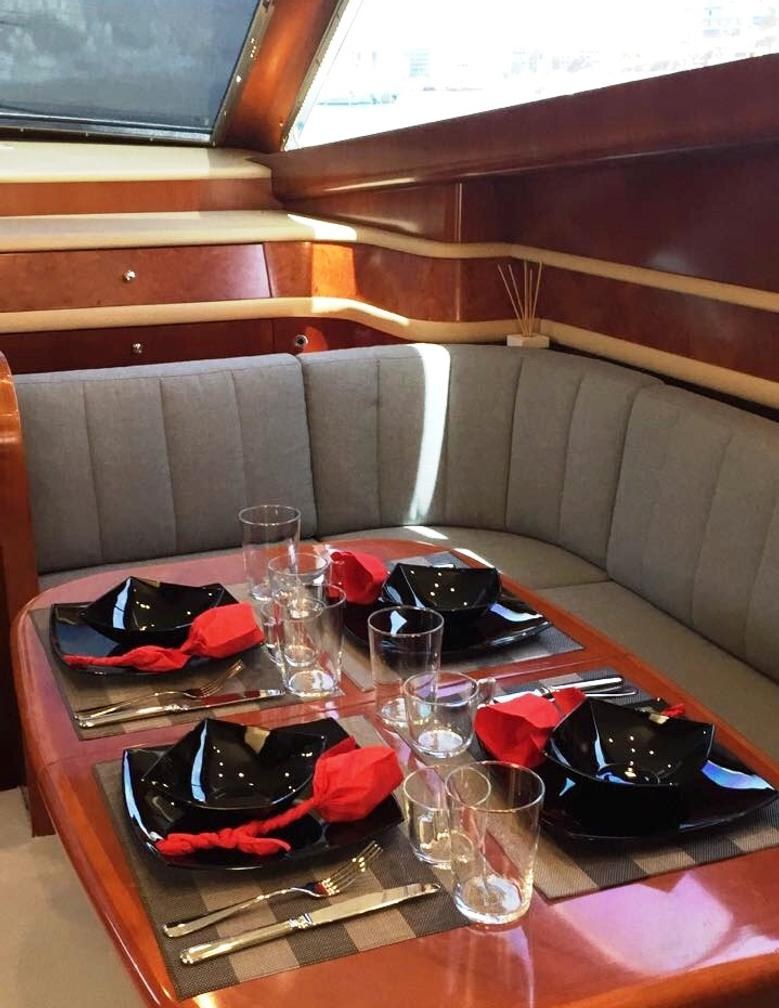 ALBATROS yacht charter 5
