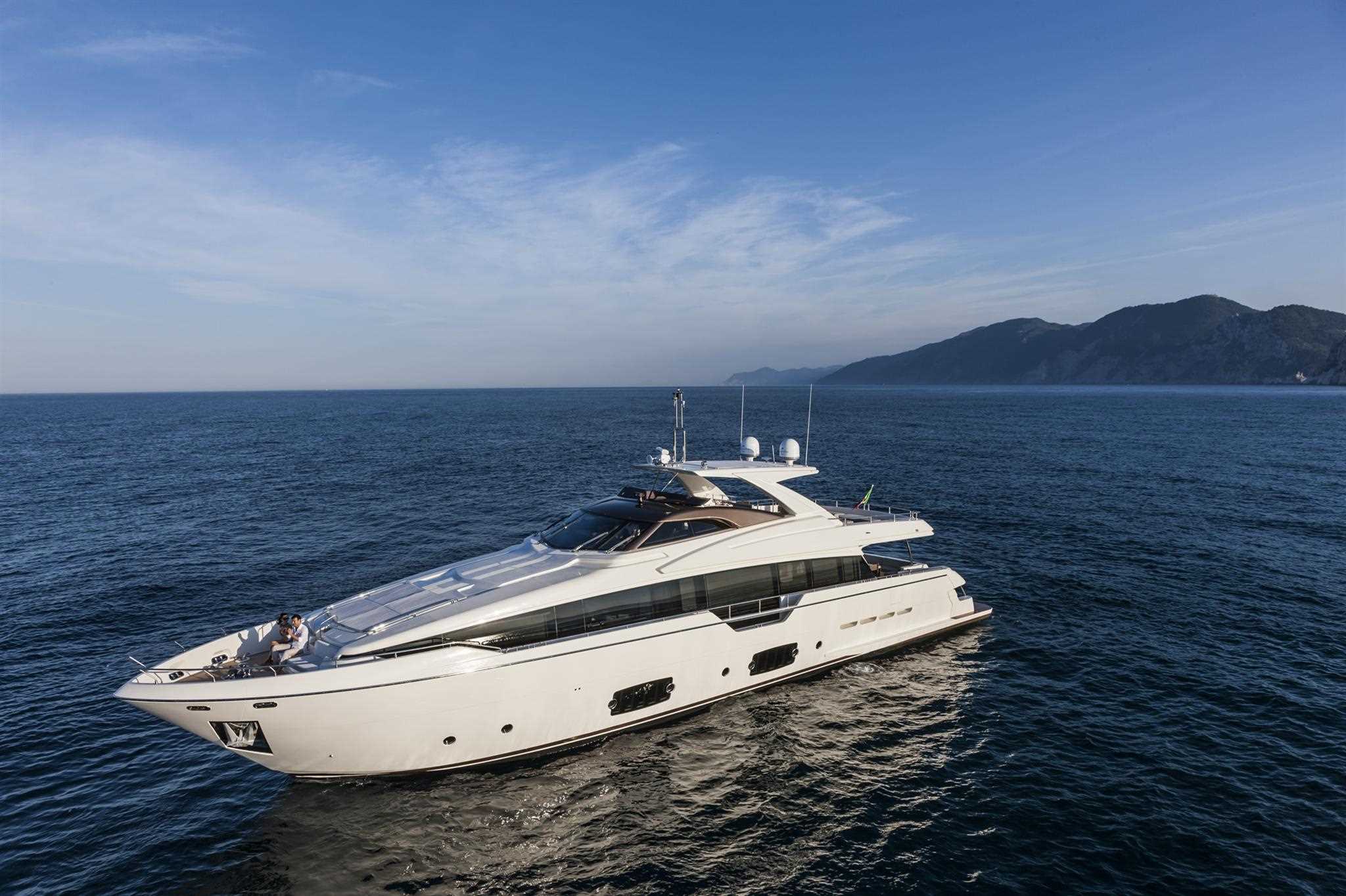 ALEKSANDRA yacht charter 2