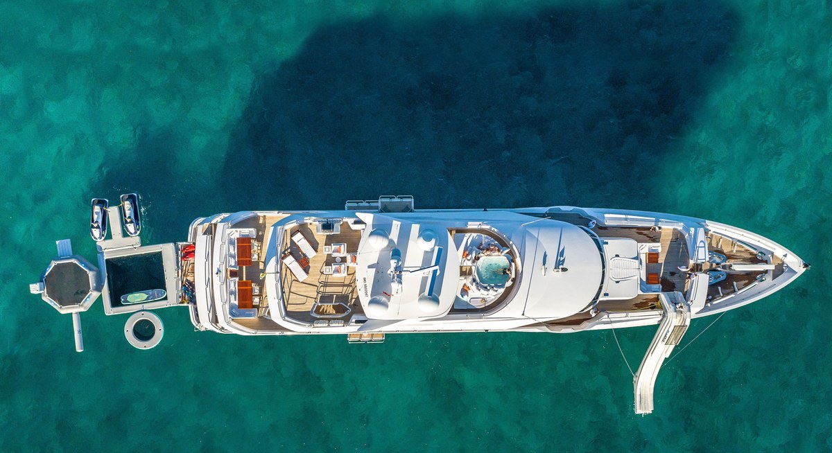 ALESSANDRA III yacht charter 5