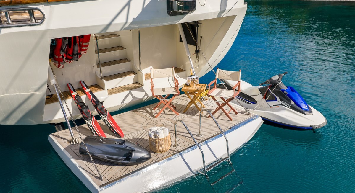ALESSANDRO yacht charter 3