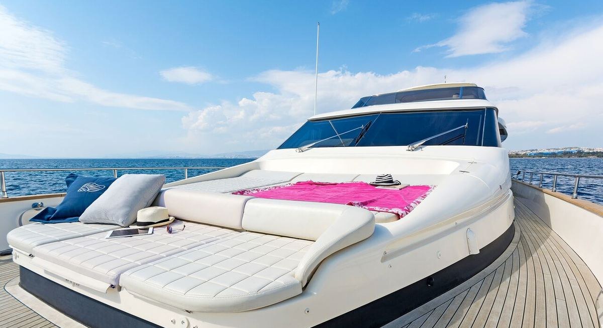 ALFEA yacht charter 2