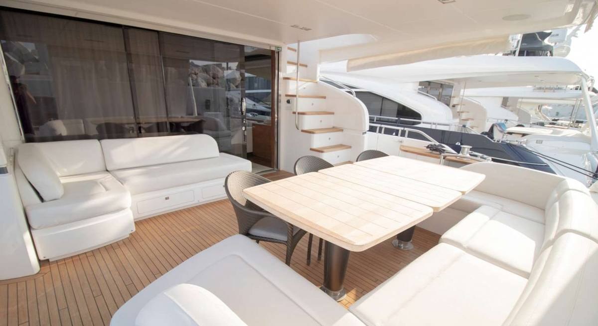 ALLURE yacht charter 5