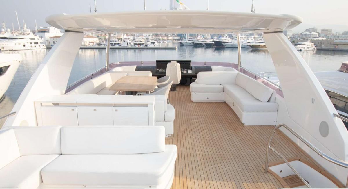 ALLURE yacht charter 3