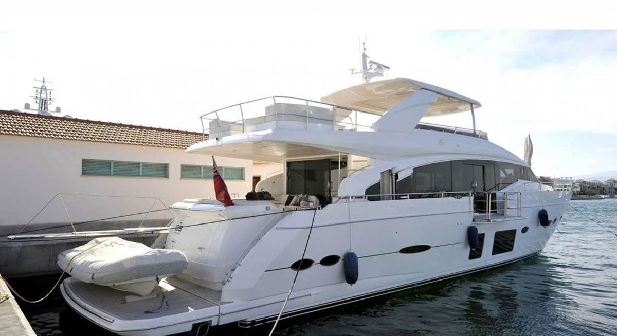 ALLURE yacht charter 1