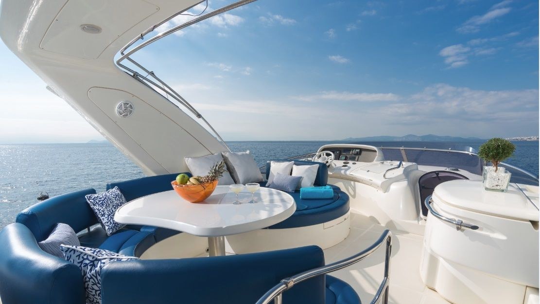 ALMAZ yacht charter 3