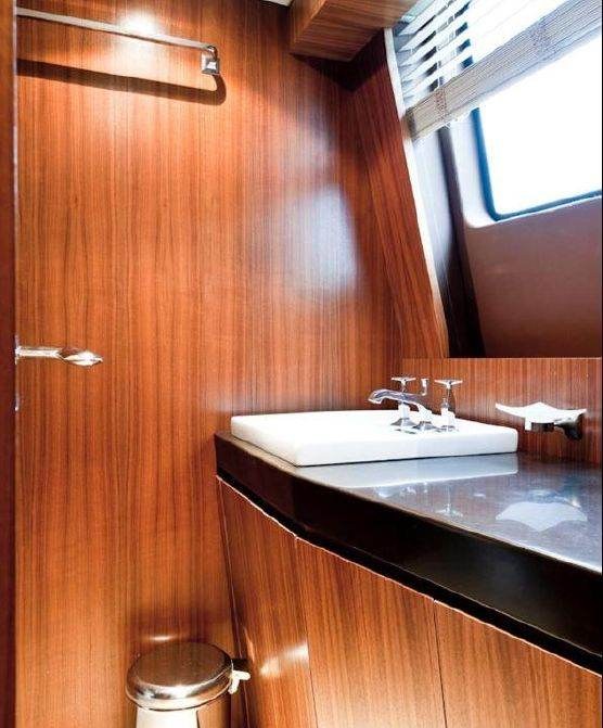 ALRISHA yacht charter 5
