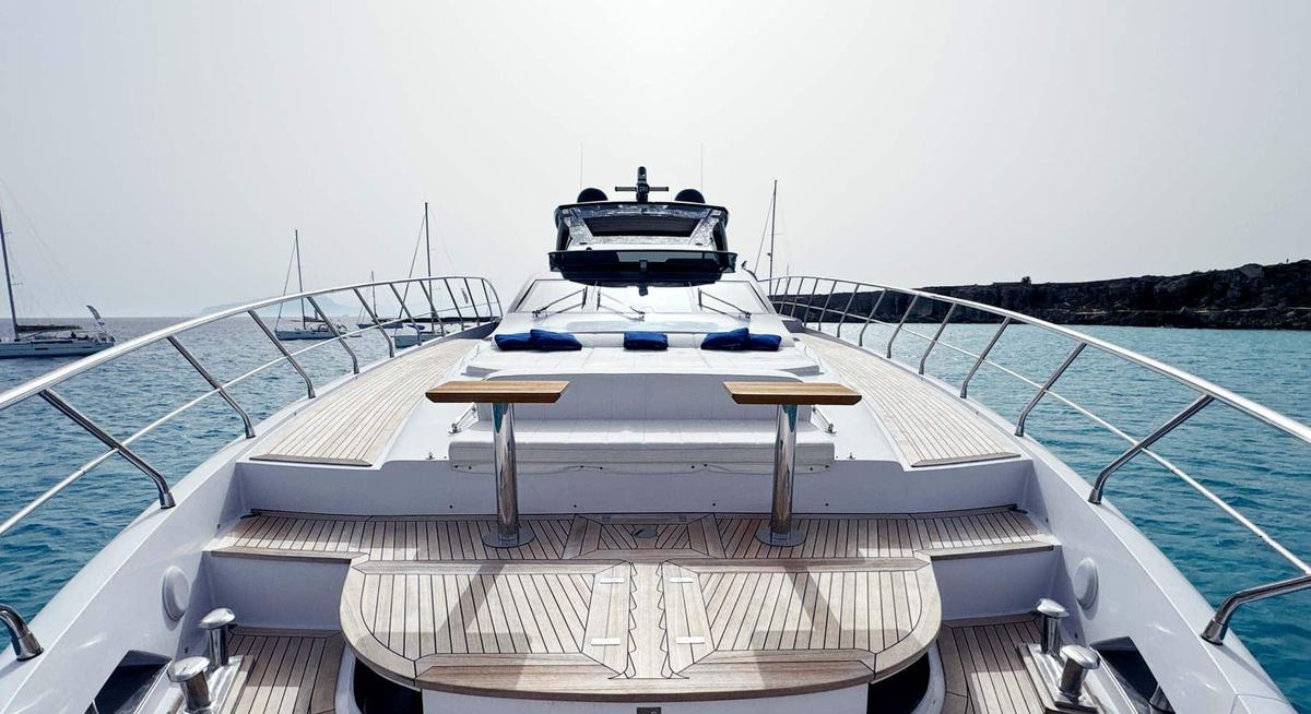 ALTVS yacht charter 2