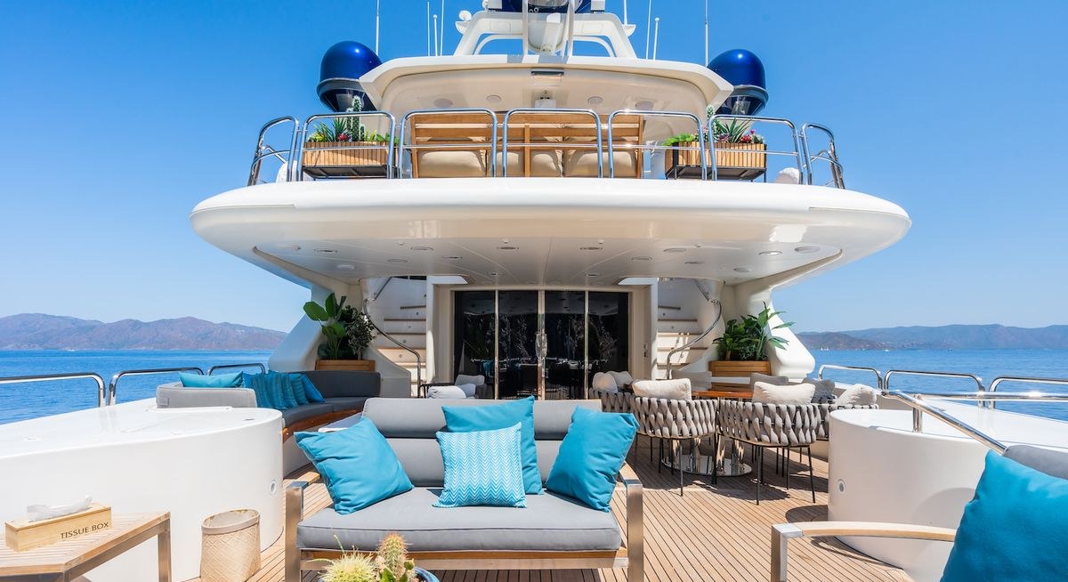 AMADEA yacht charter 4