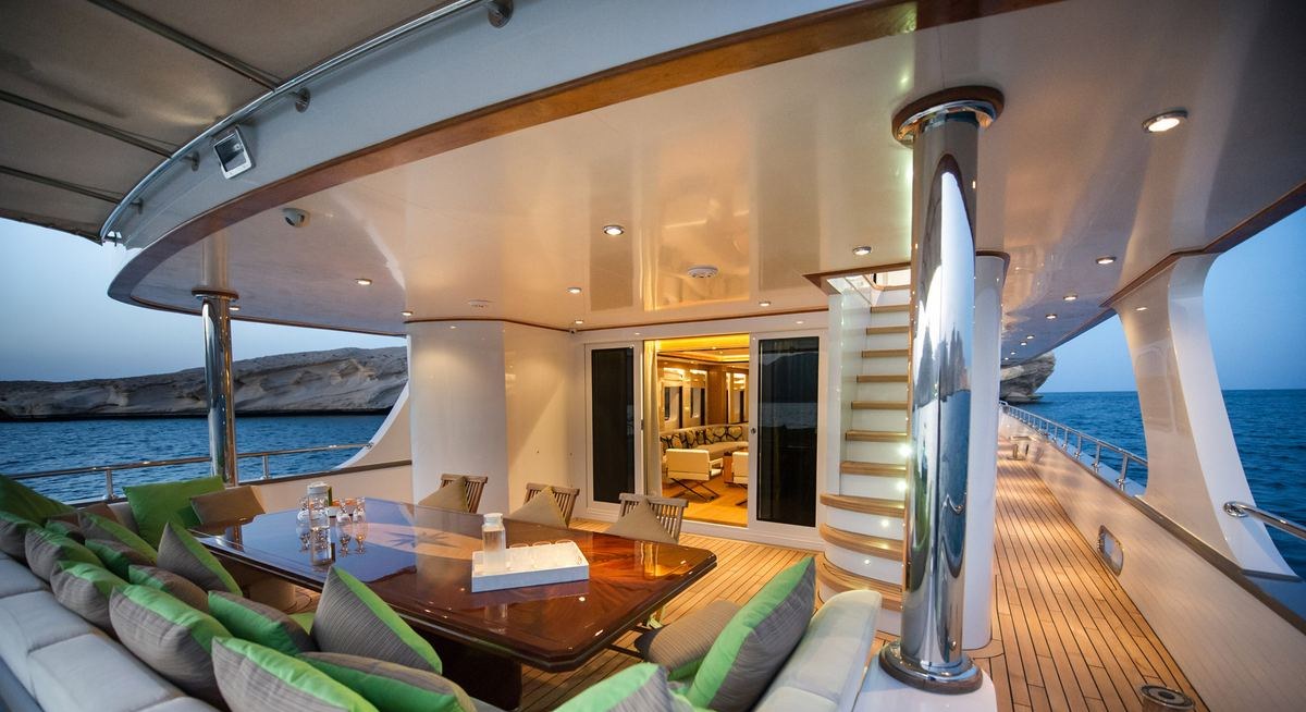 AMARA yacht charter 3