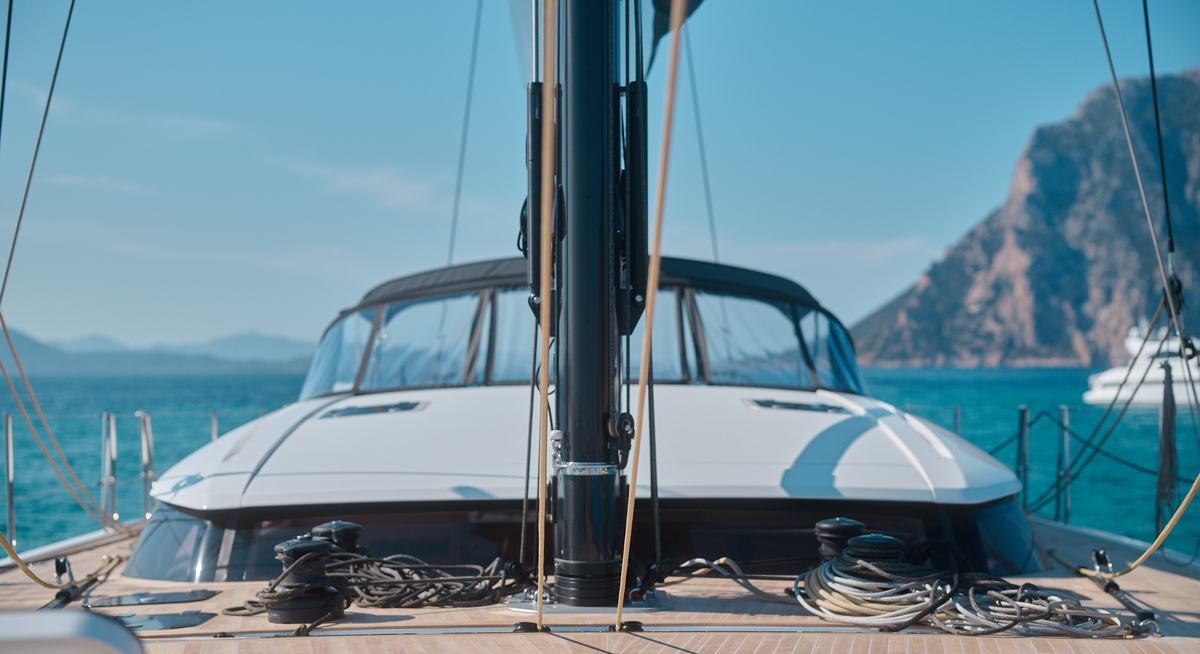 AMURI yacht charter 2