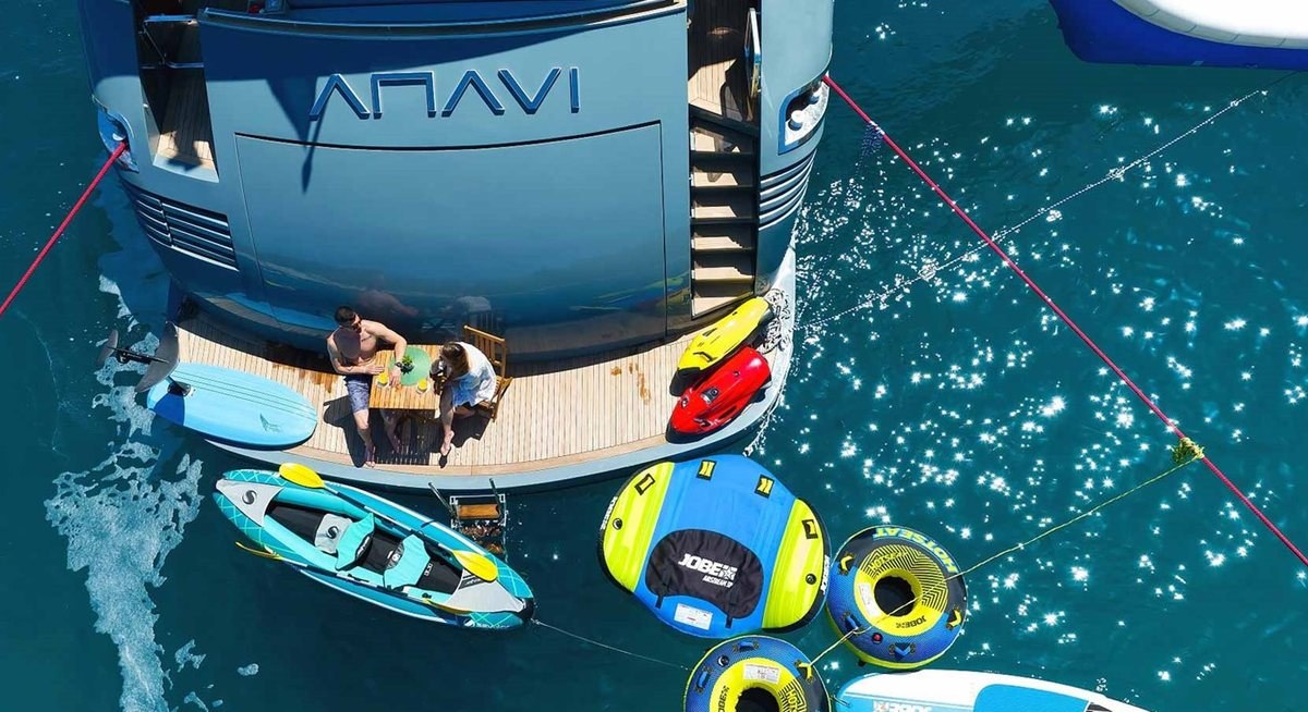 ANAVI yacht charter 5
