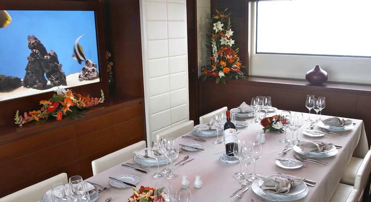ANNAMIA yacht charter 5