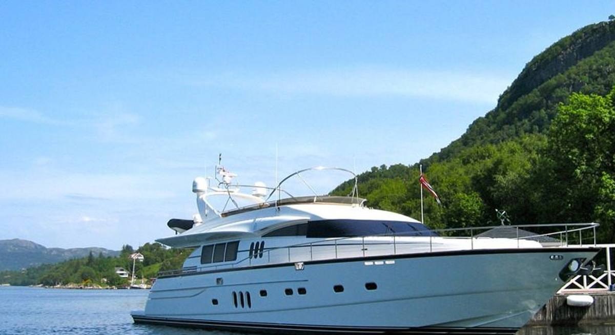 ANNE VIKING yacht charter 4