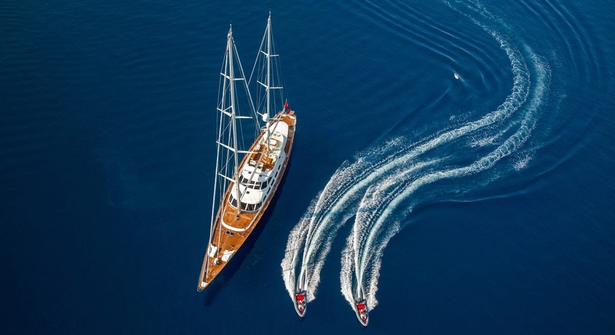 ANTARA yacht charter 5