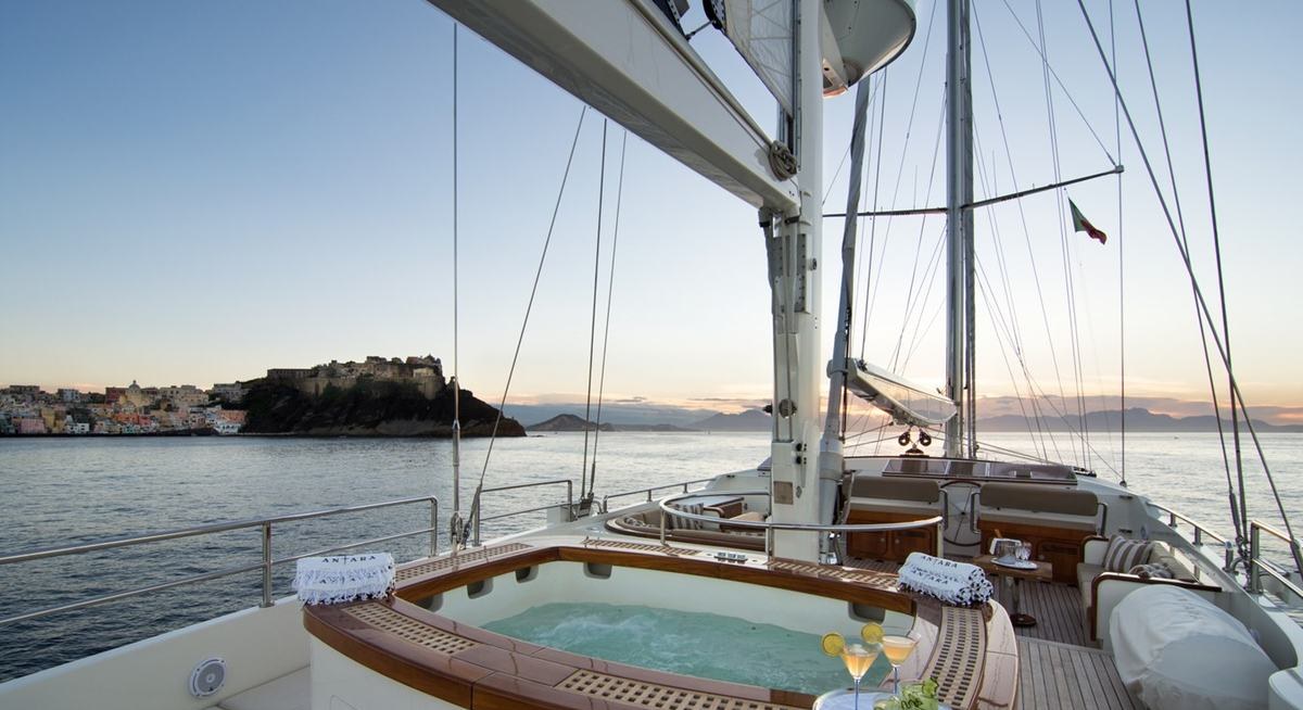 ANTARA yacht charter 2