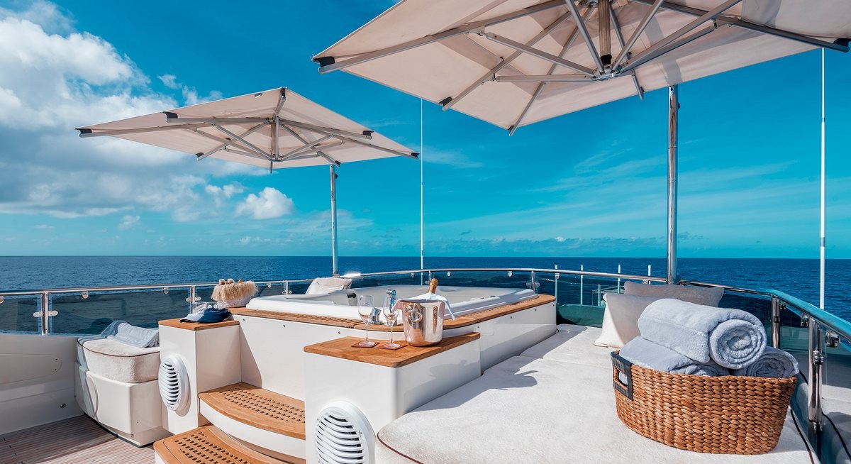 ANTELOPE IV yacht charter 3