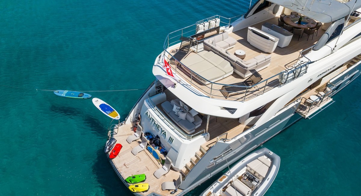 ANTHEYA III yacht charter 5