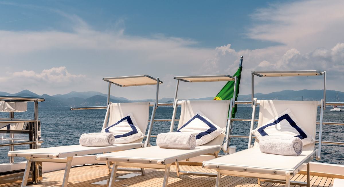 ANTISAN yacht charter 4