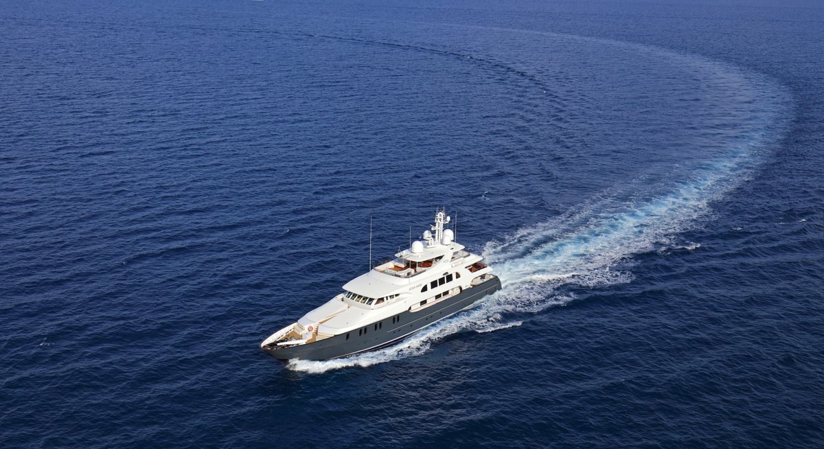 AQUA MARE yacht charter 5