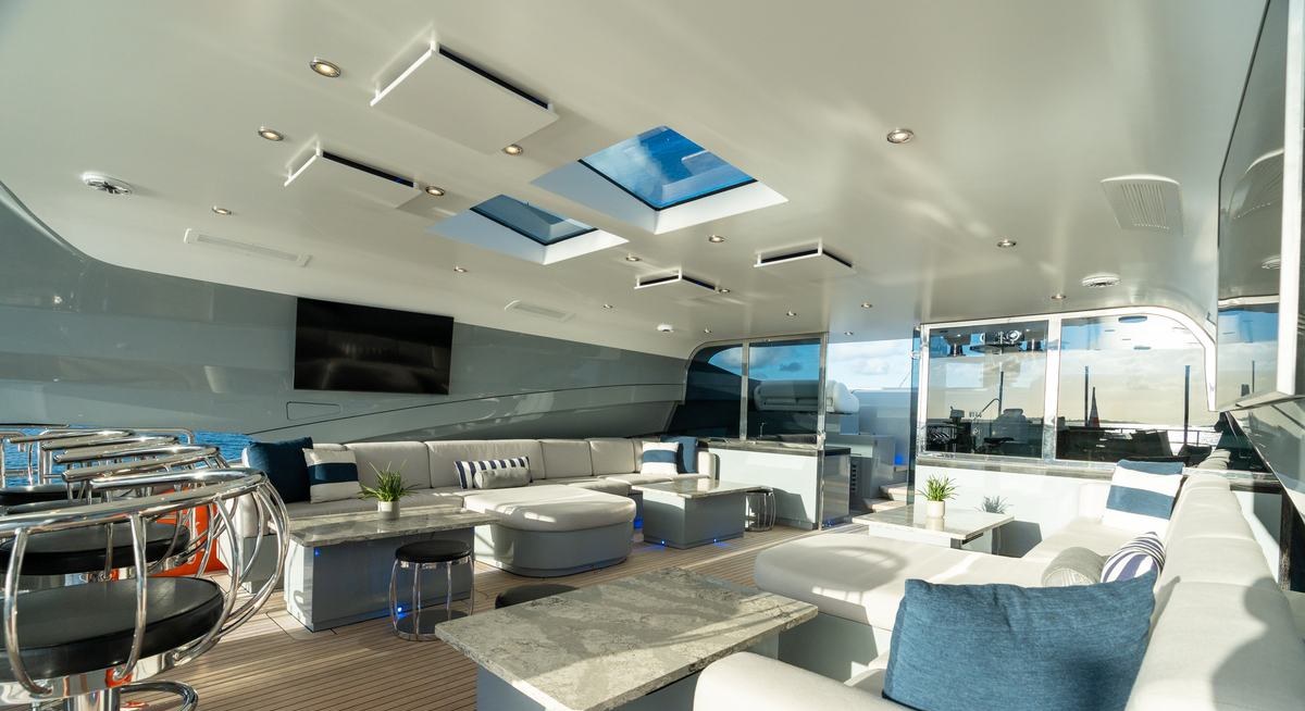 AQUANOVA yacht charter 4