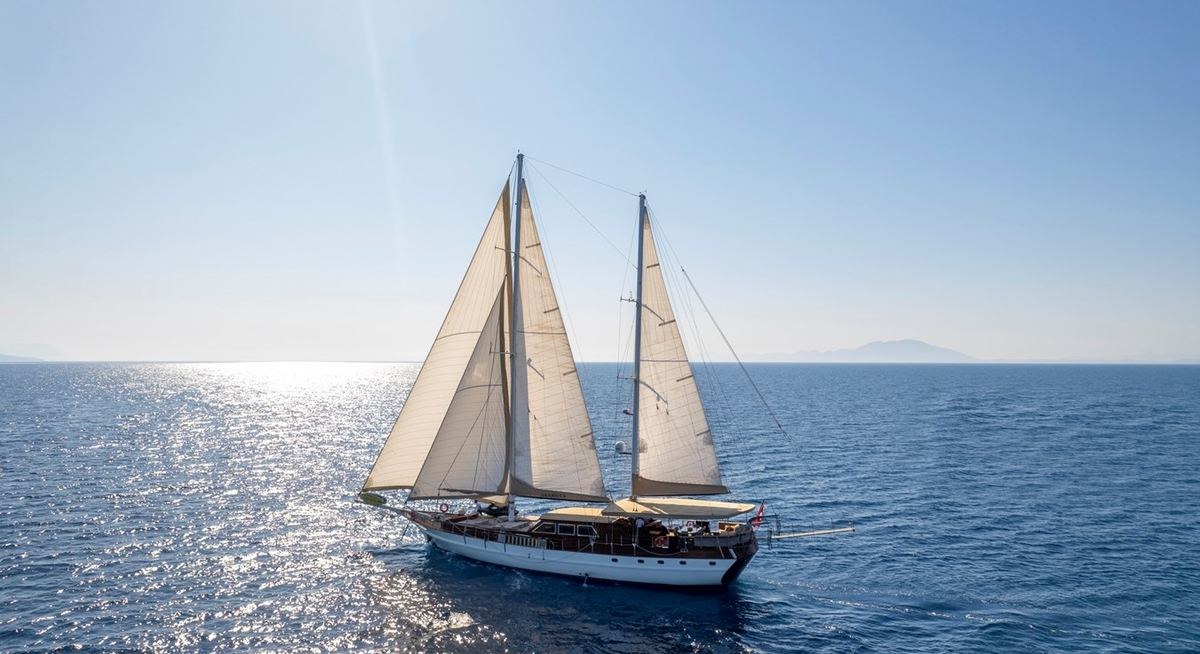 ARABELLA yacht charter 5