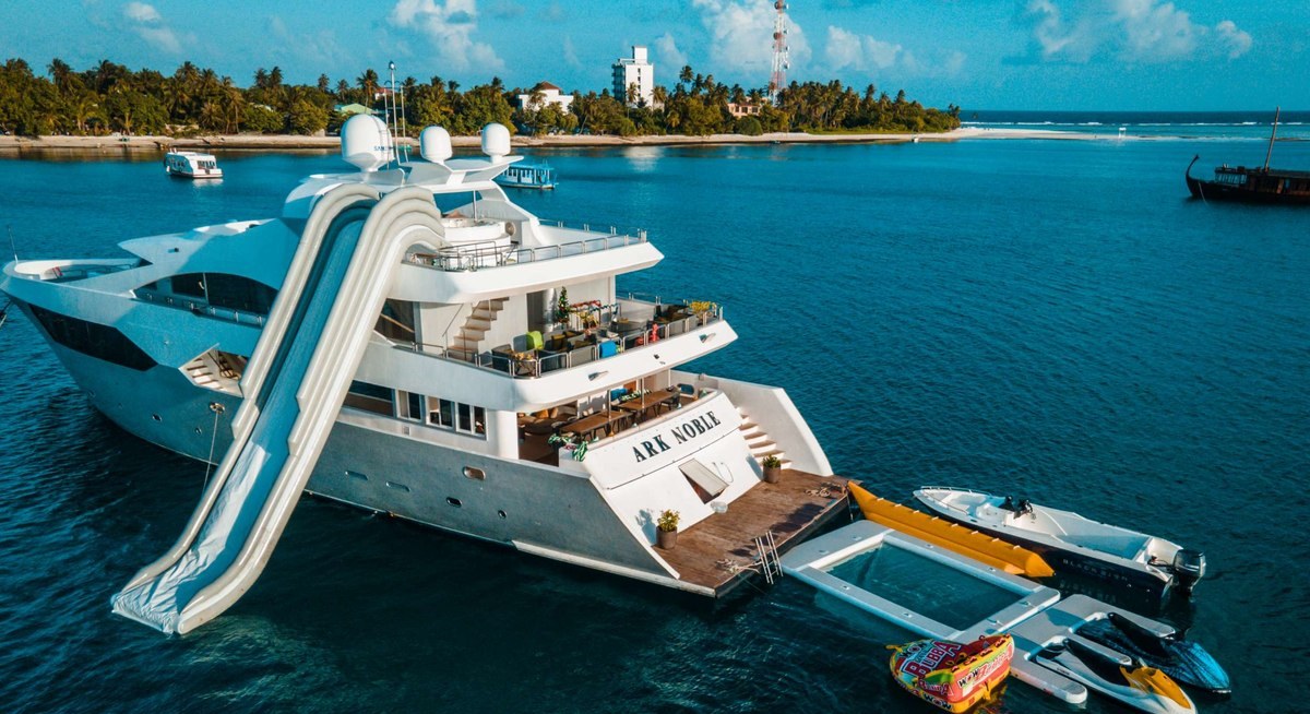 ARK NOBLE yacht charter 4