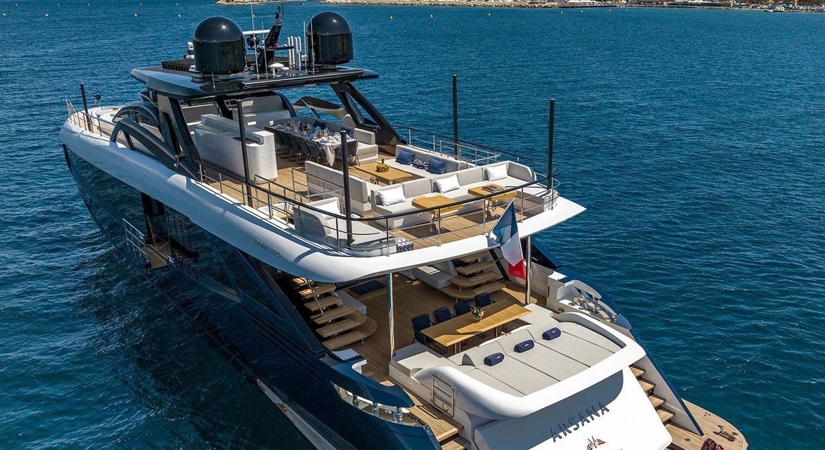ARSANA yacht charter 4