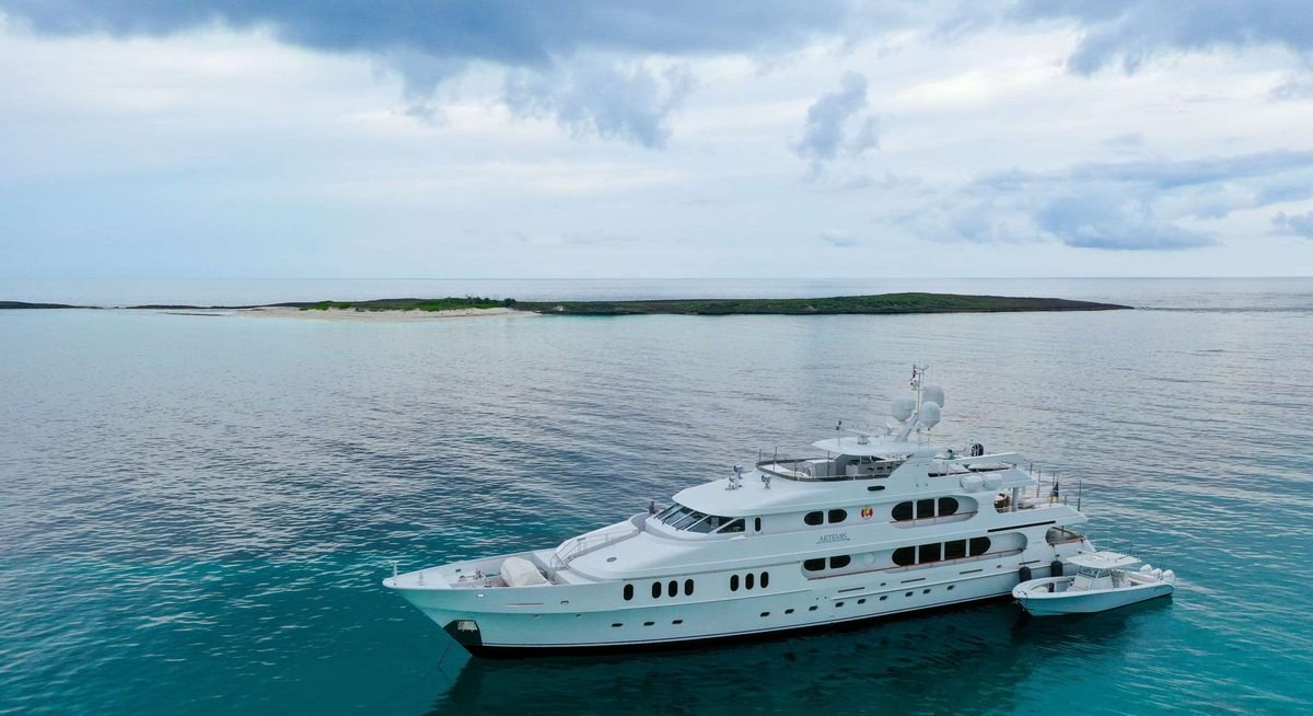 ARTEMIS yacht charter 3