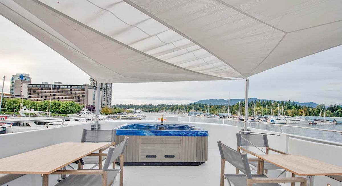 ASCENTE yacht charter 2