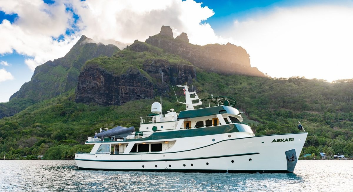 ASKARI YACHT CHARTER yacht charter