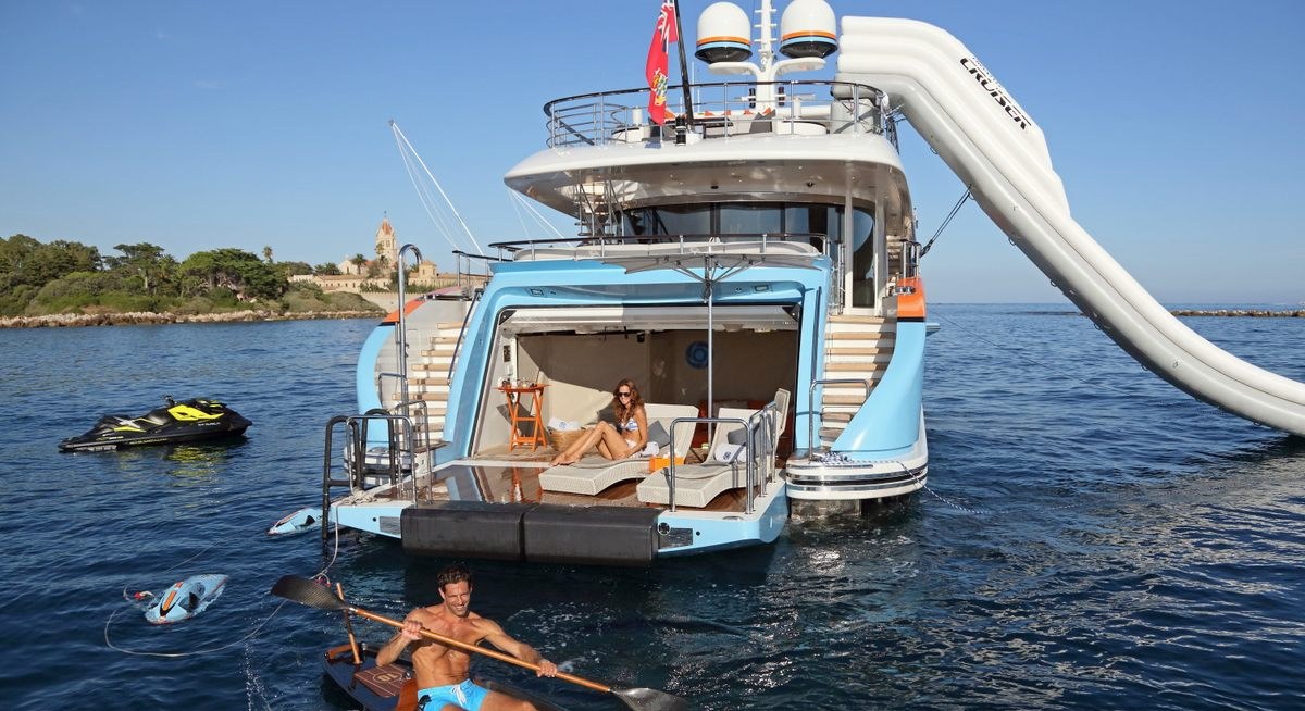 AURELIA yacht charter 5