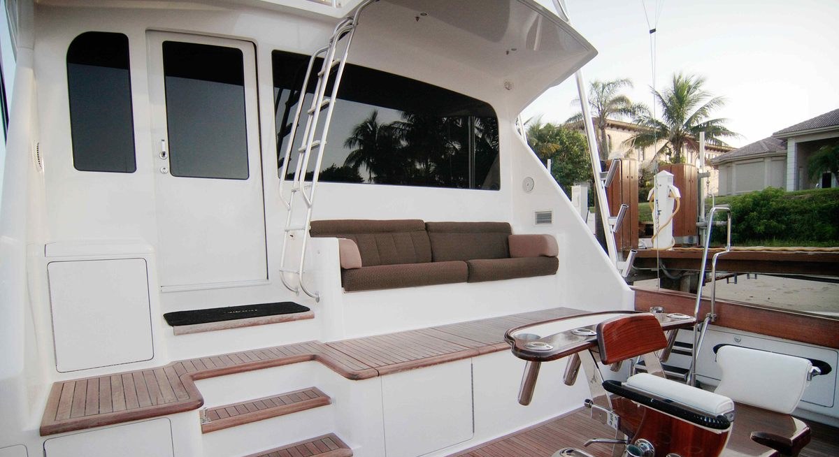 AWAY WE GO AGAIN yacht charter 5