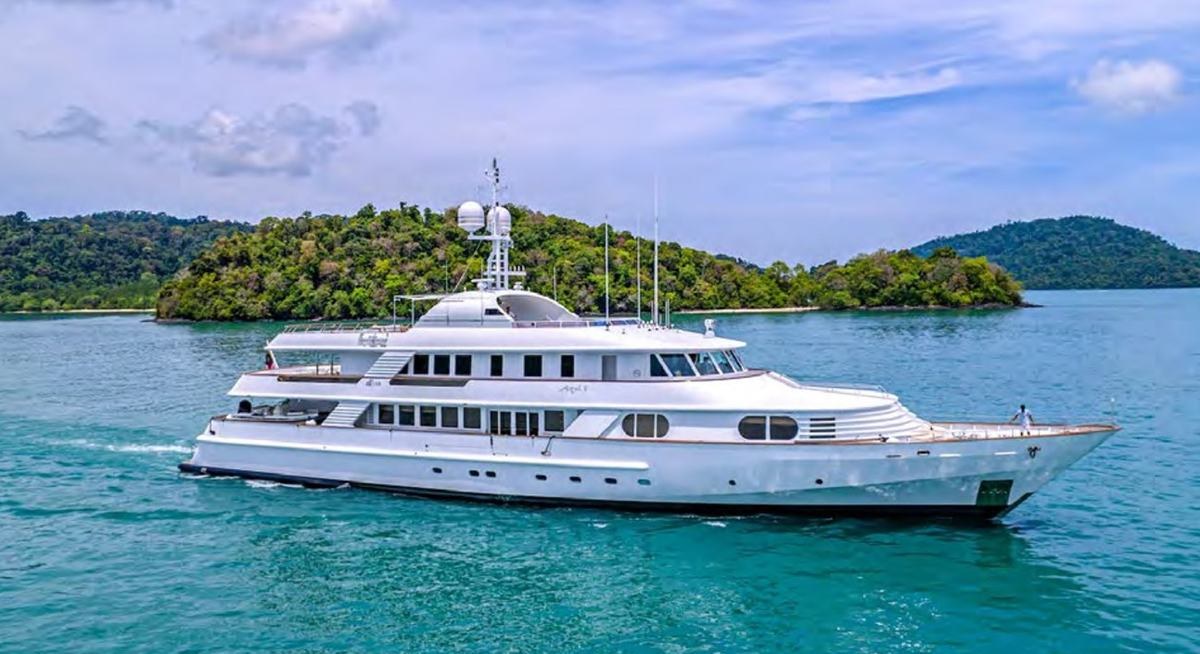 AZUL V YACHT CHARTER yacht charter