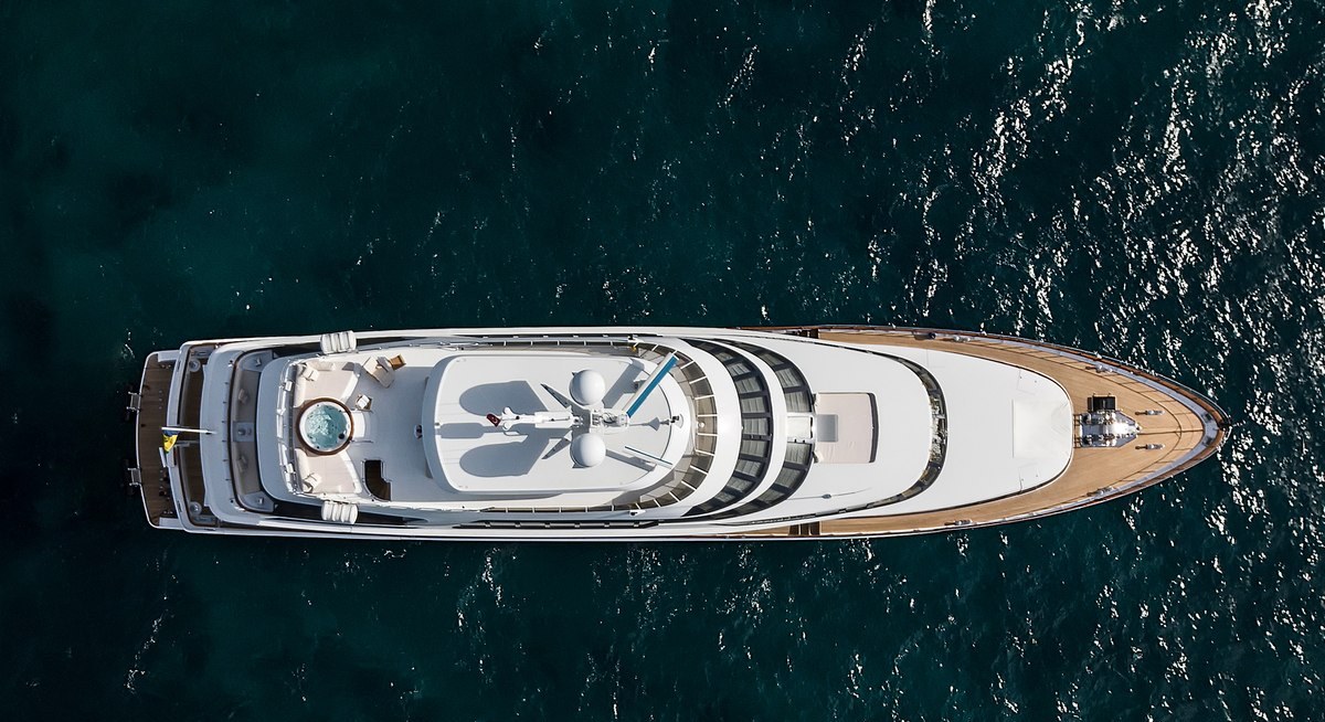 AZZURRA II yacht charter 2