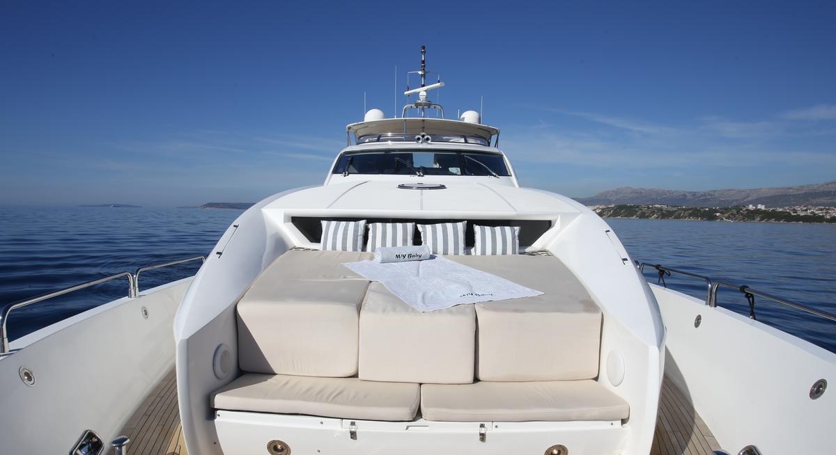 BABY I yacht charter 2