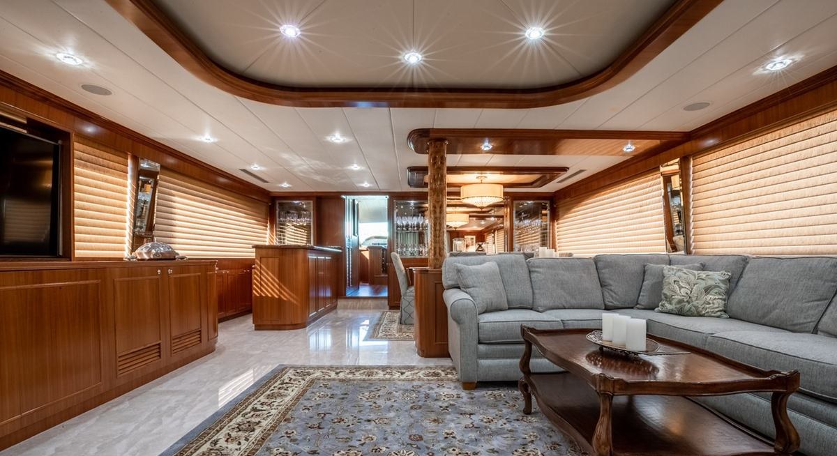 BAD DADDY yacht charter 2