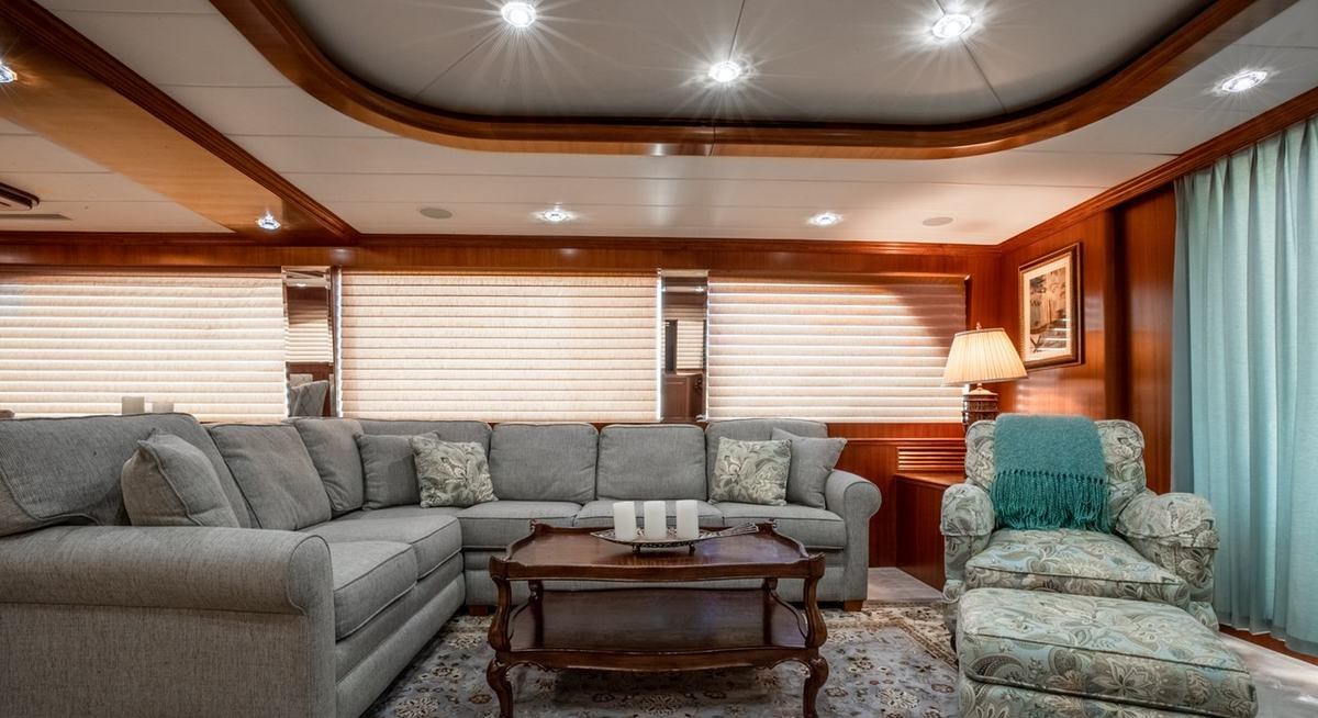 BAD DADDY yacht charter 5