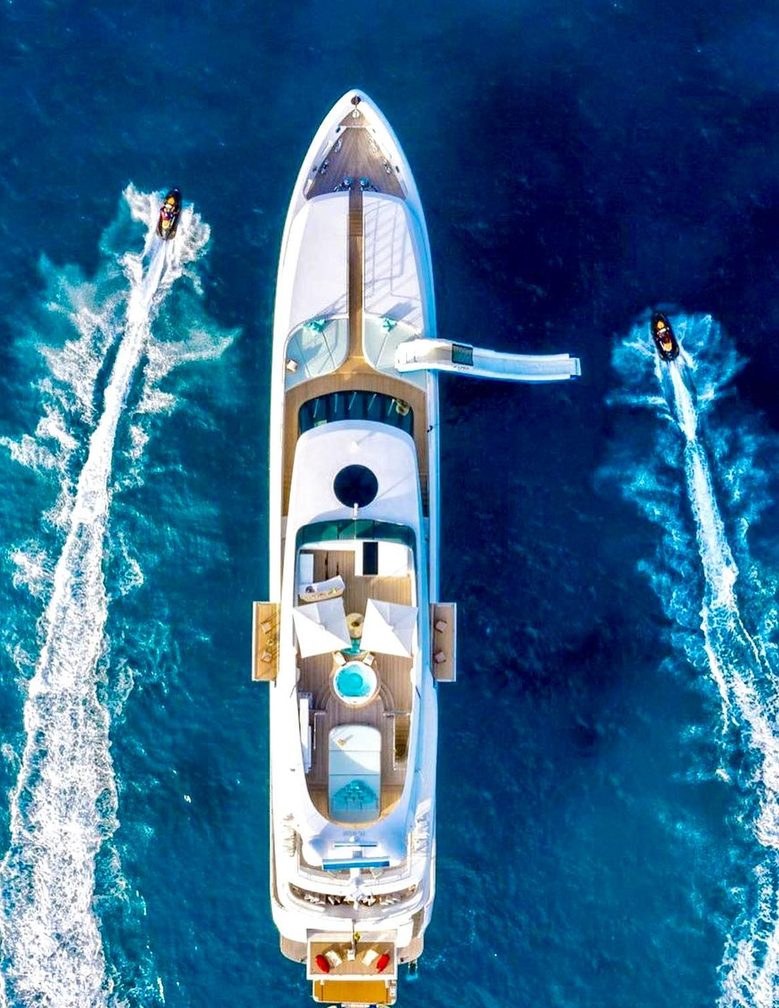 BALISTA yacht charter 5