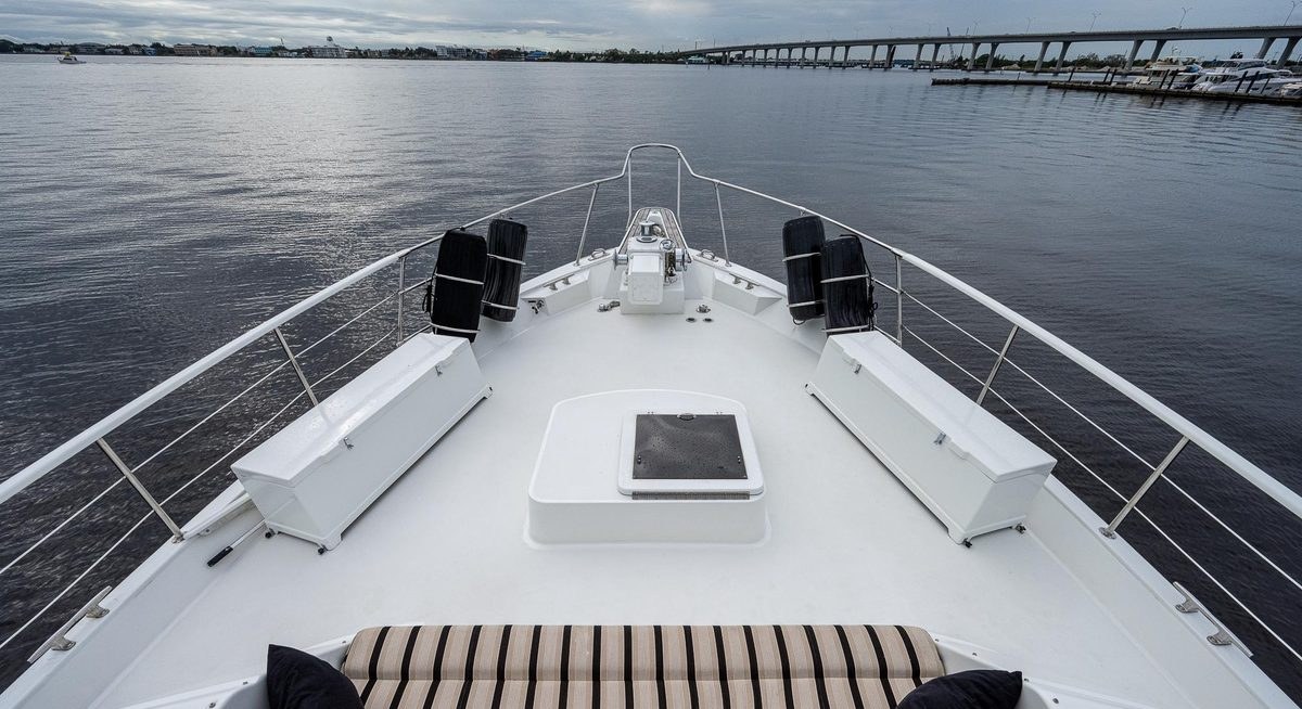 BANDIT yacht charter 2