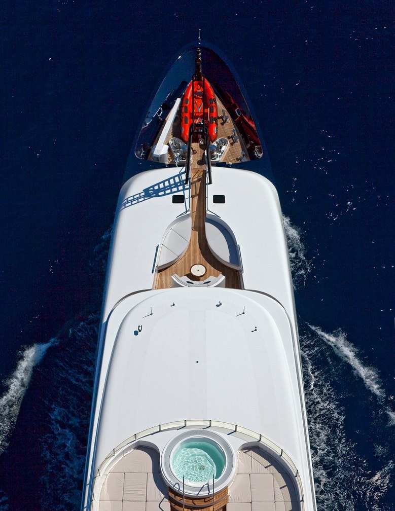 BARAKA yacht charter 4